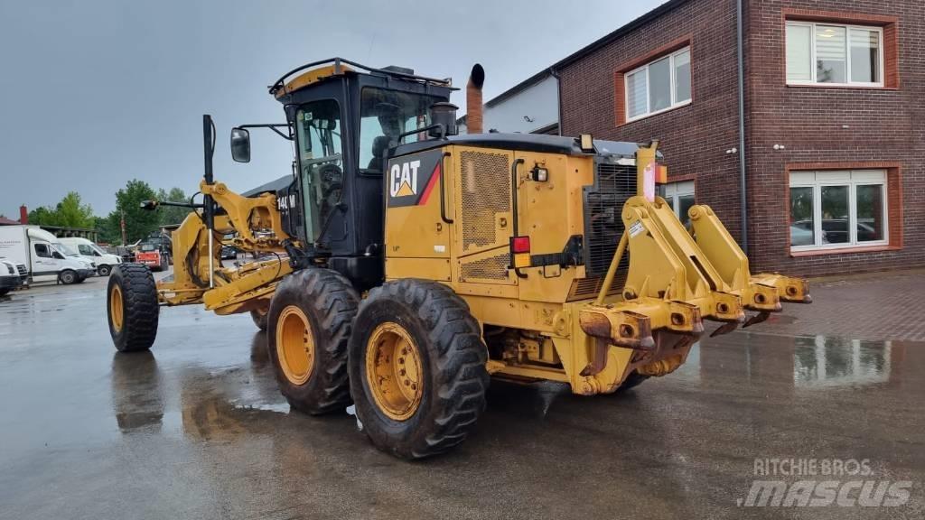 CAT 140 M Greideriai
