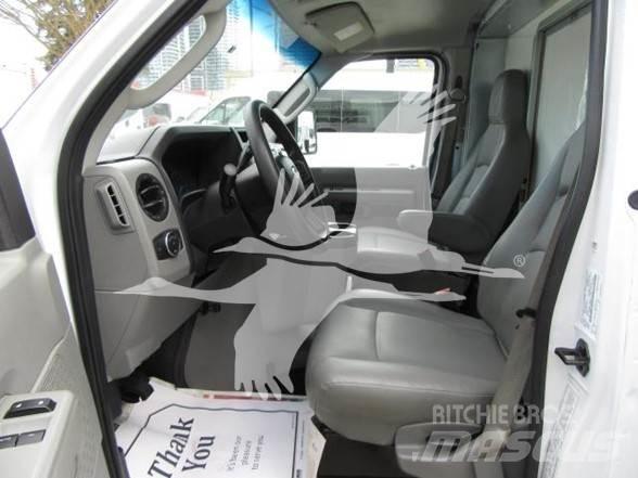 Ford E450 Statyba - Kita