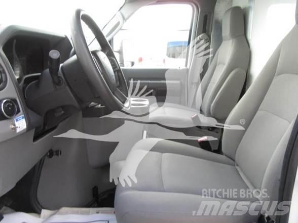 Ford E450 Statyba - Kita