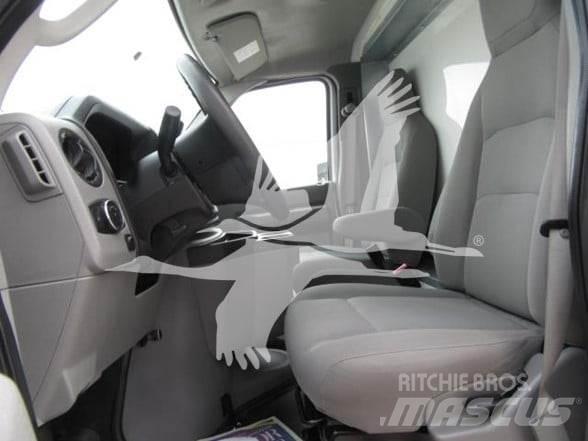 Ford E450 Statyba - Kita