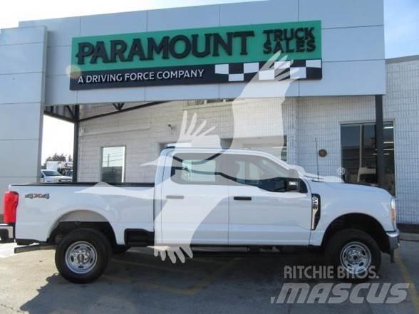 Ford F250 Statyba - Kita