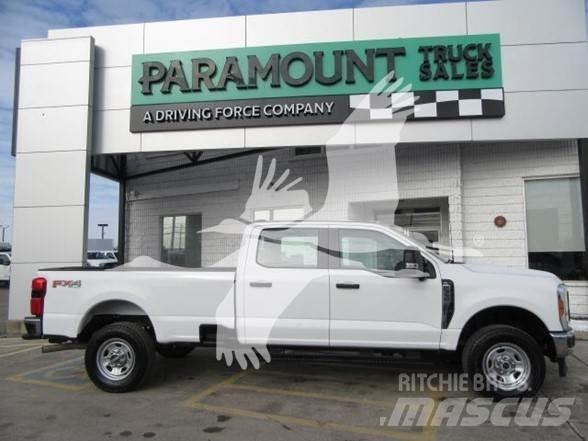 Ford F350 Statyba - Kita