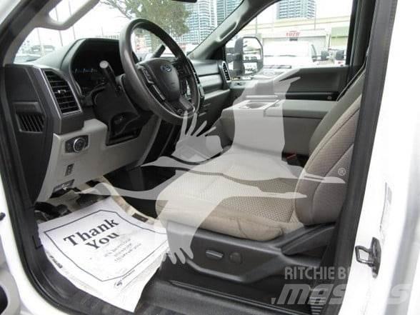 Ford F550 Platformos/ Pakrovimas iš šono