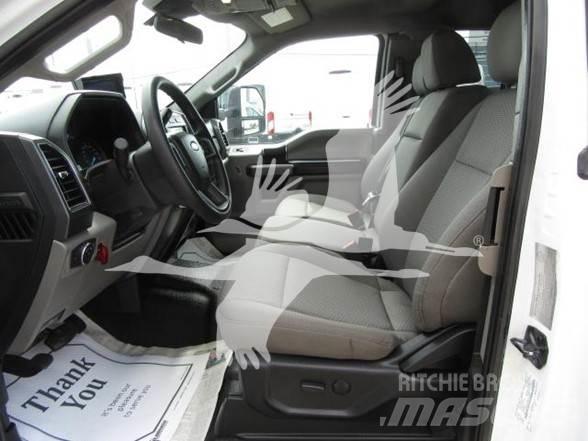 Ford F550 Platformos/ Pakrovimas iš šono