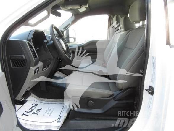 Ford F550 Platformos/ Pakrovimas iš šono