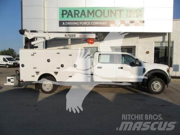 Ford F550 Statyba - Kita