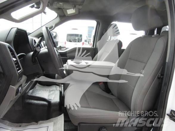 Ford F550 Savivarčių priekabų vilkikai