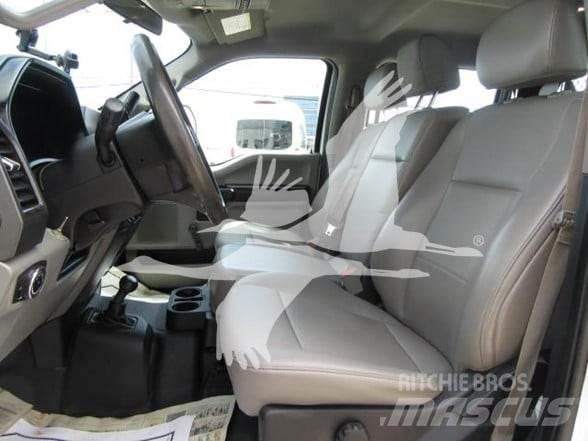 Ford F550 Savivarčių priekabų vilkikai