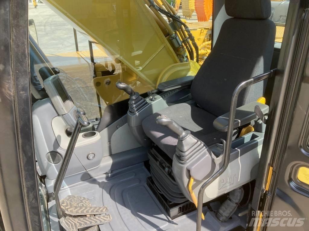 CAT 330 D L Vikšriniai ekskavatoriai