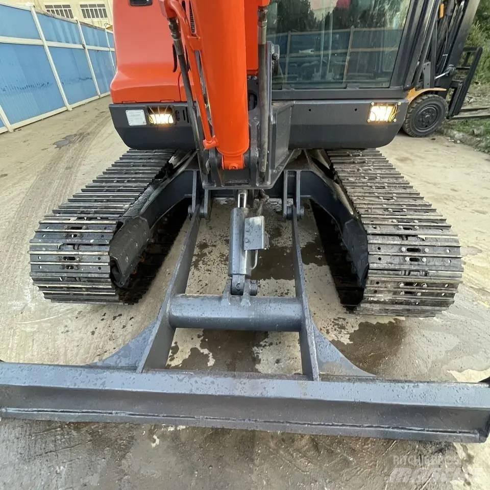 Doosan DX 60 Mini ekskavatoriai < 7 t
