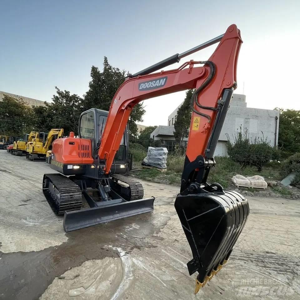 Doosan DX 60 Mini ekskavatoriai < 7 t