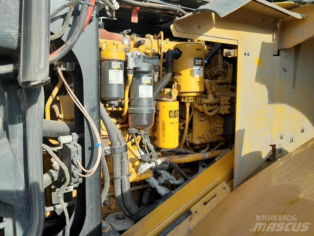 CAT 950 M Naudoti ratiniai krautuvai