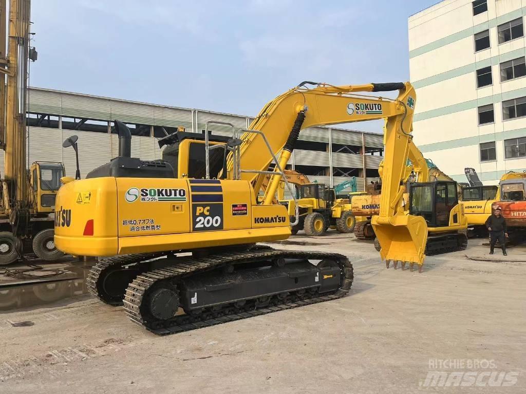 Komatsu PC 200-8N1 Vikšriniai ekskavatoriai