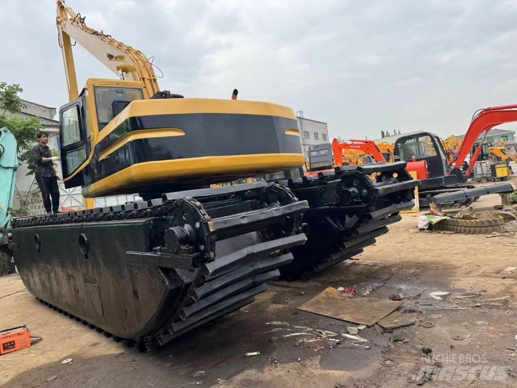 CAT 320 B L Vikšriniai ekskavatoriai
