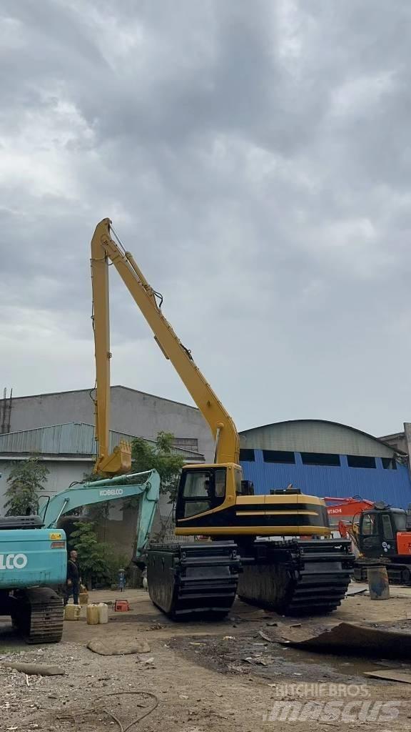 CAT 320 B L Vikšriniai ekskavatoriai