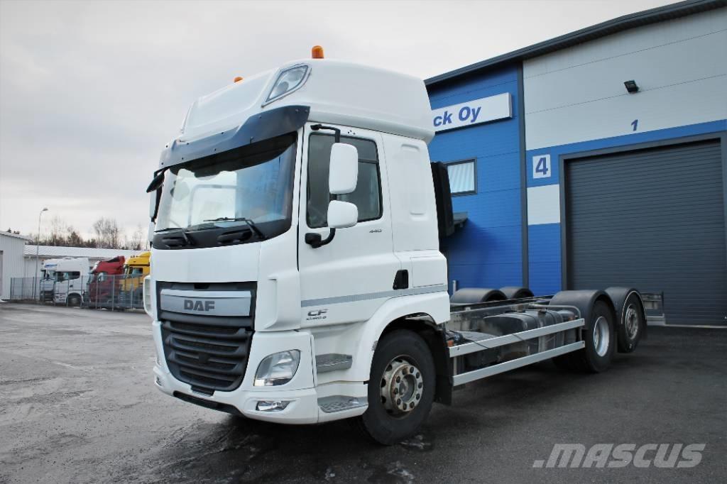 DAF CF 440 FAN Važiuoklė su kabina