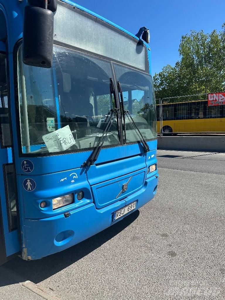 Volvo B 12 M Tarpmiestiniai autobusai