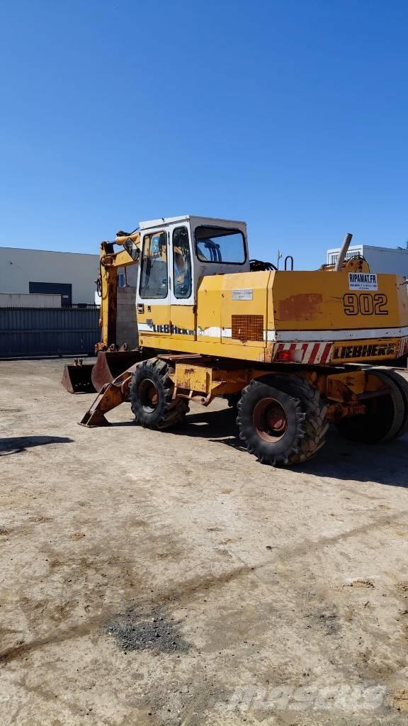 Liebherr A 902 Ratiniai ekskavatoriai