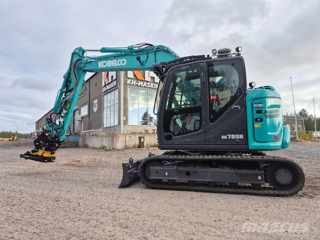 Kobelco SK75SR-7 Vidutinės galios ekskavatoriai 7-12 t