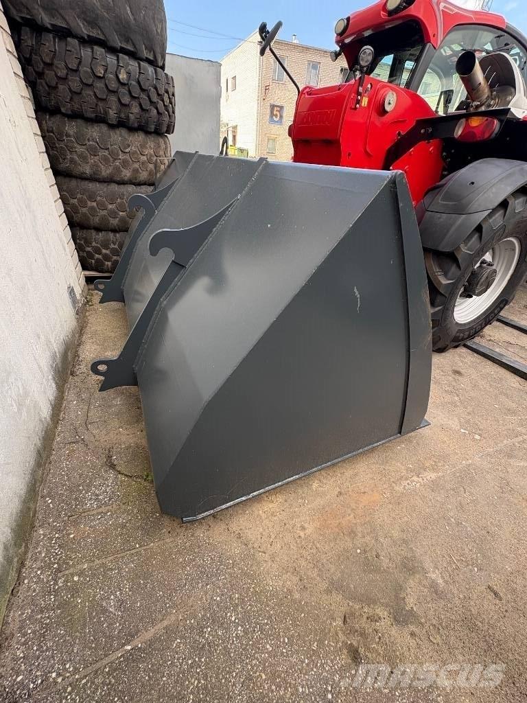 Manitou MLT Kiti krovimo ir kasimo mechanizmai ir jų priedai