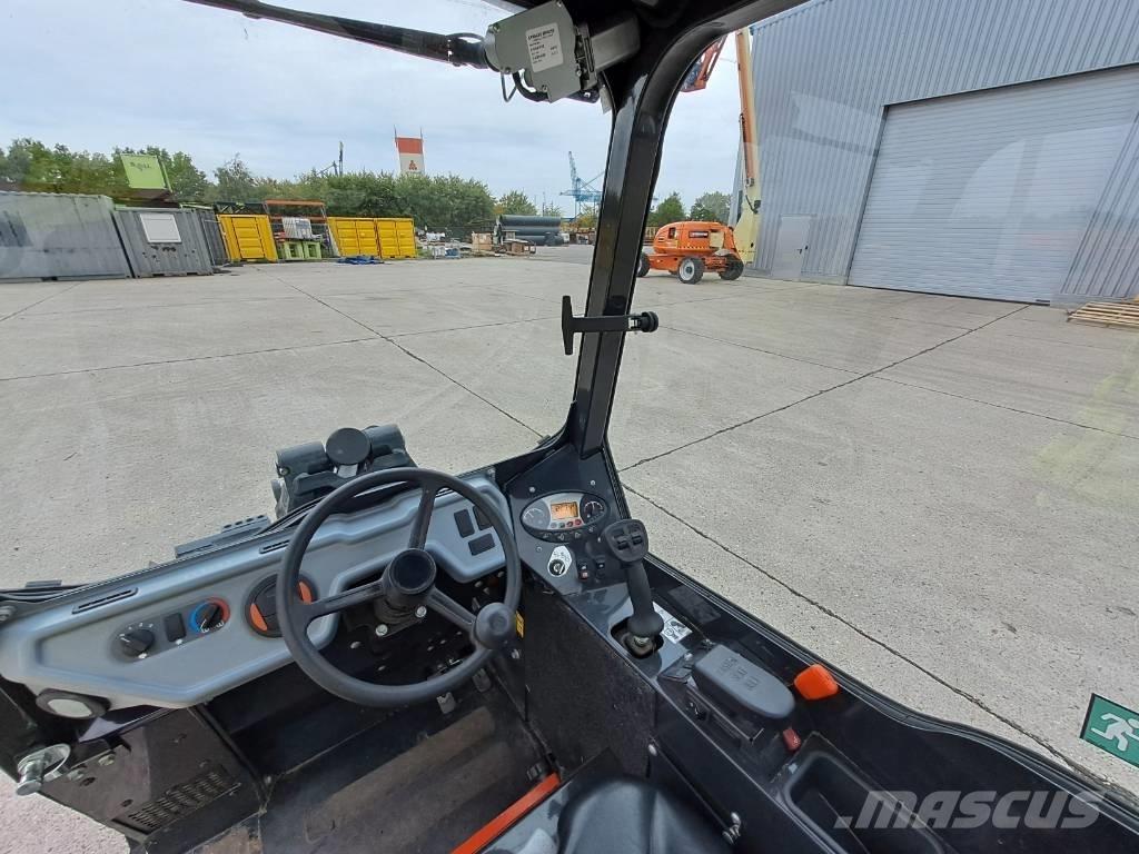 Bobcat L28 Naudoti ratiniai krautuvai