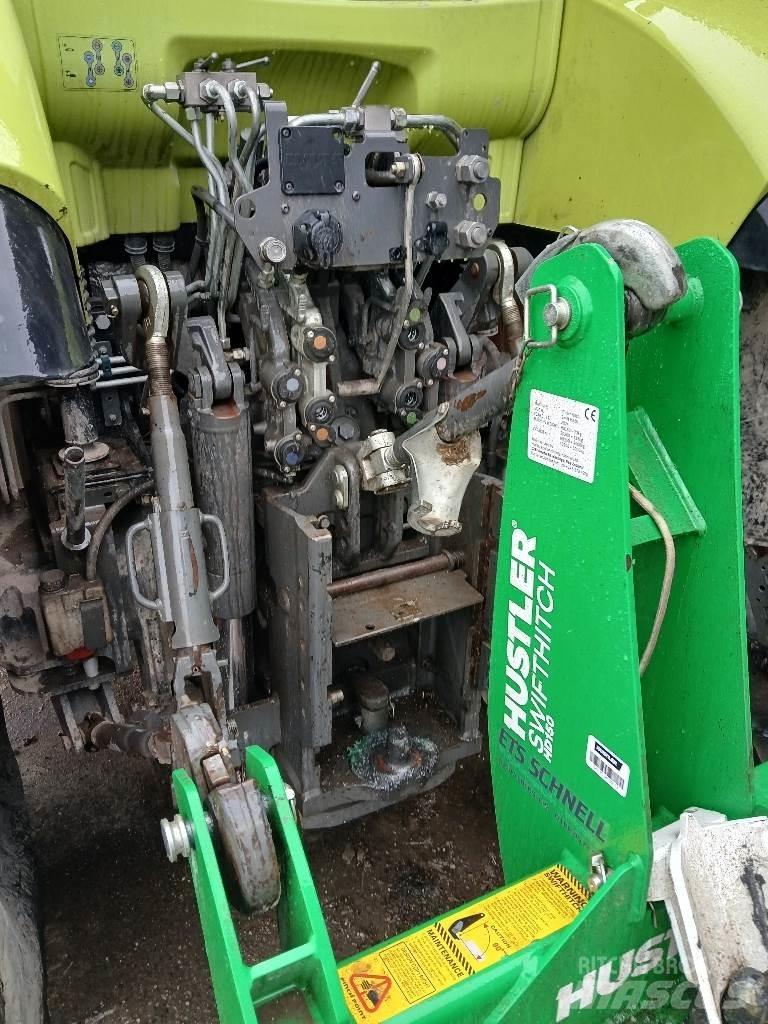 CLAAS ARION 630 Traktoriai