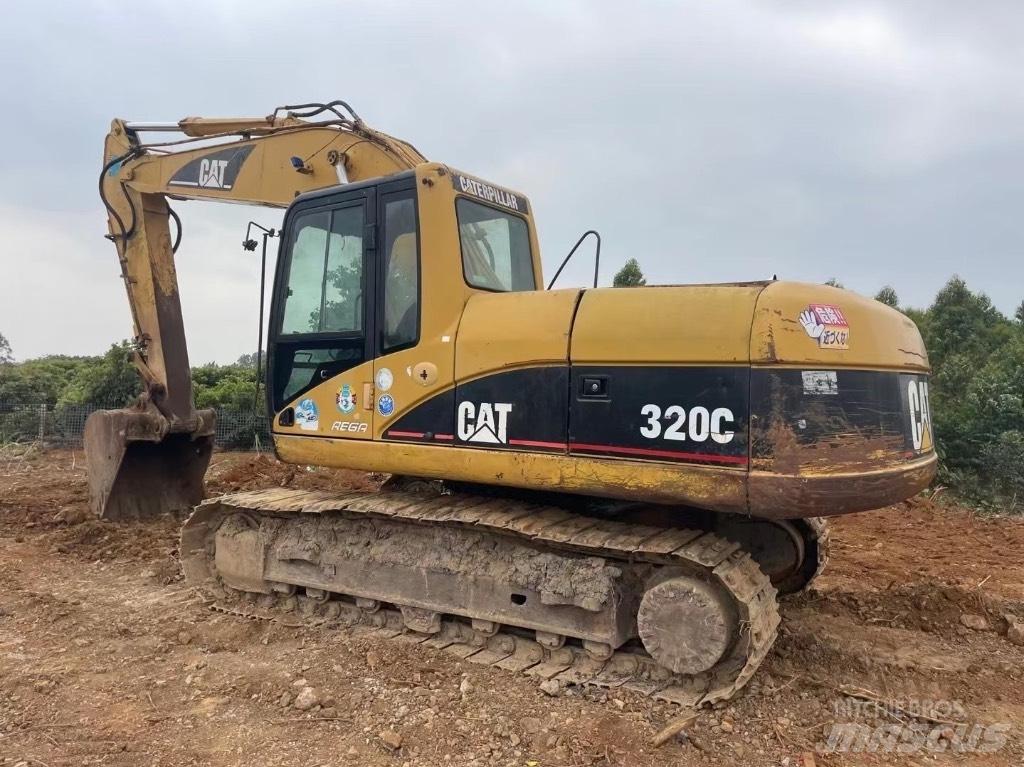 CAT 320 C Vikšriniai ekskavatoriai