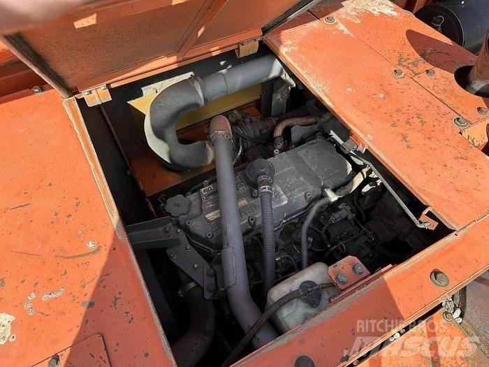 Hitachi EG70R Vikšrinė savivartė technika