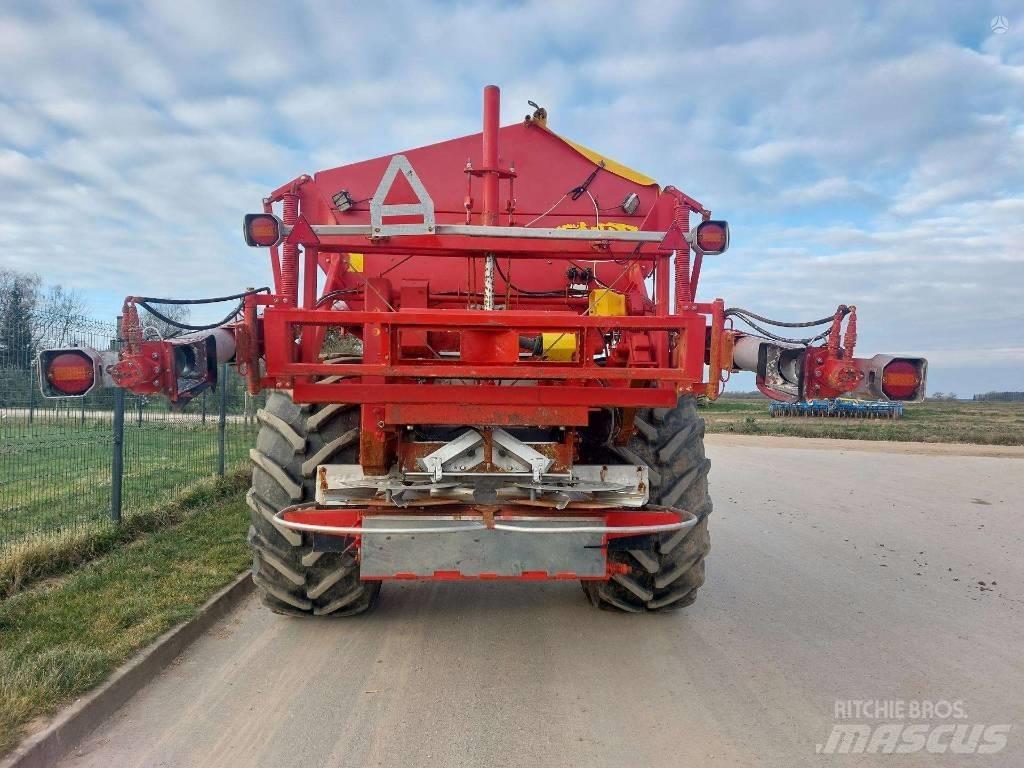 Bredal K 105 Mineralinių trąšų barstytuvai