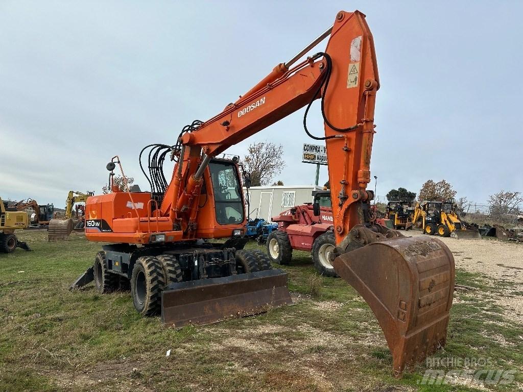 Doosan Solar 160 W V Ratiniai ekskavatoriai