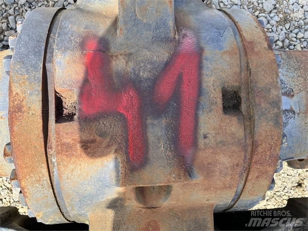 Komatsu 941.1 Transmisijos