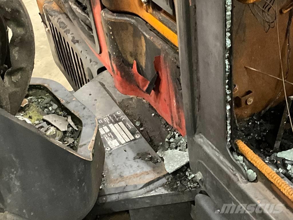 Doosan DX 85 R Vidutinės galios ekskavatoriai 7-12 t