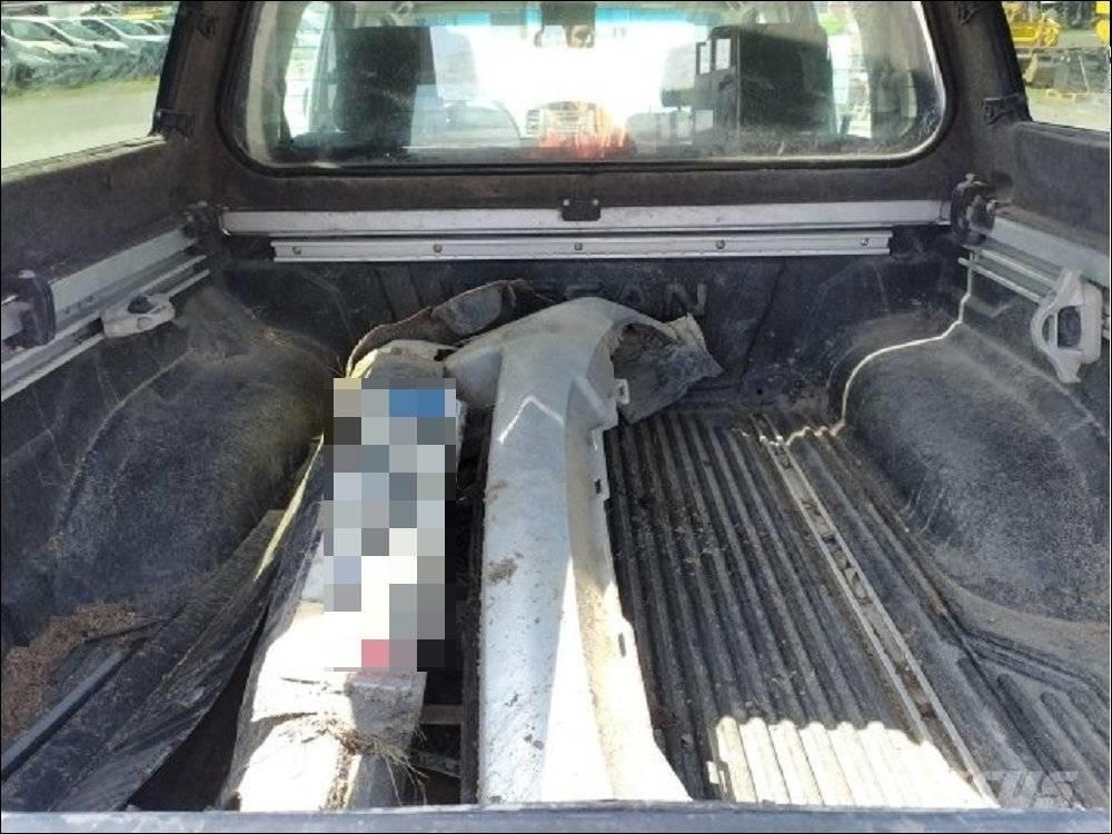 Nissan Navara 1 Pikapai / Bortiniai sunkvežimiai