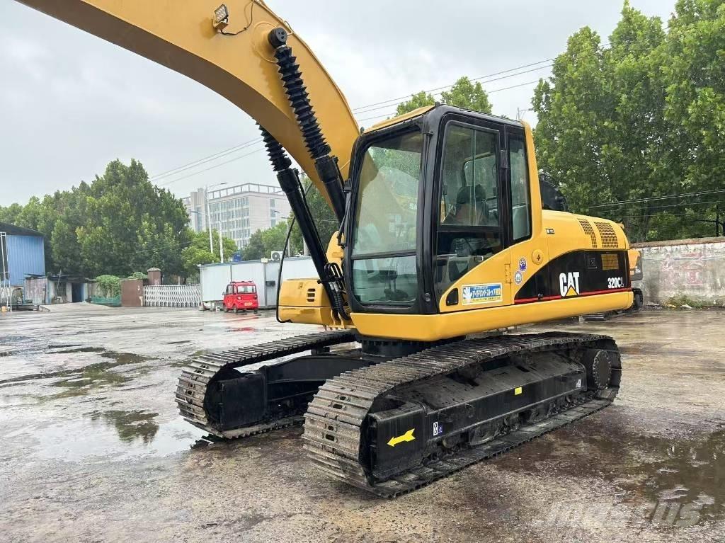 CAT 320 C Vidutinės galios ekskavatoriai 7-12 t