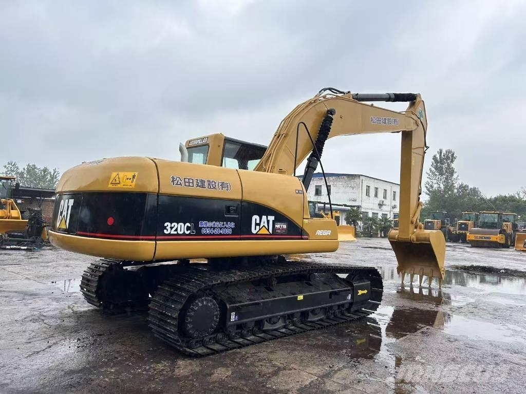 CAT 320 C Vidutinės galios ekskavatoriai 7-12 t