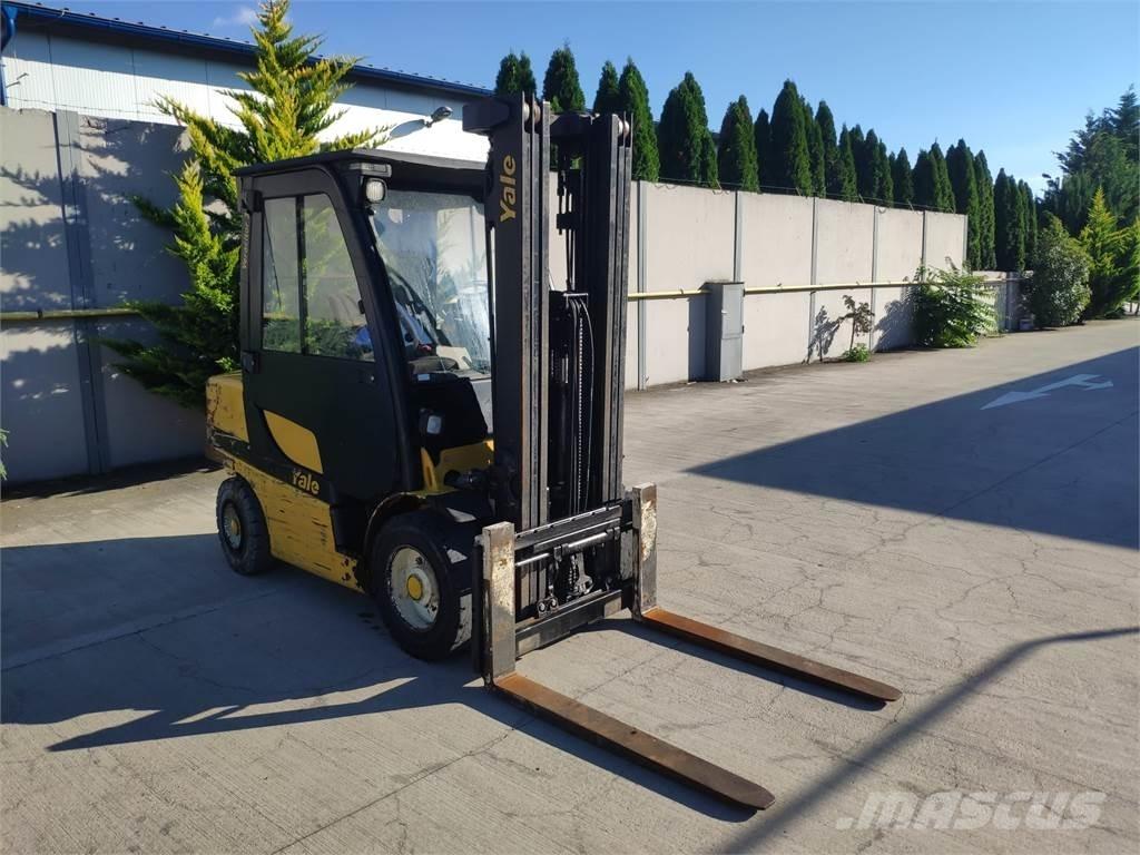 Yale GDP35VX Dyzeliniai krautuvai