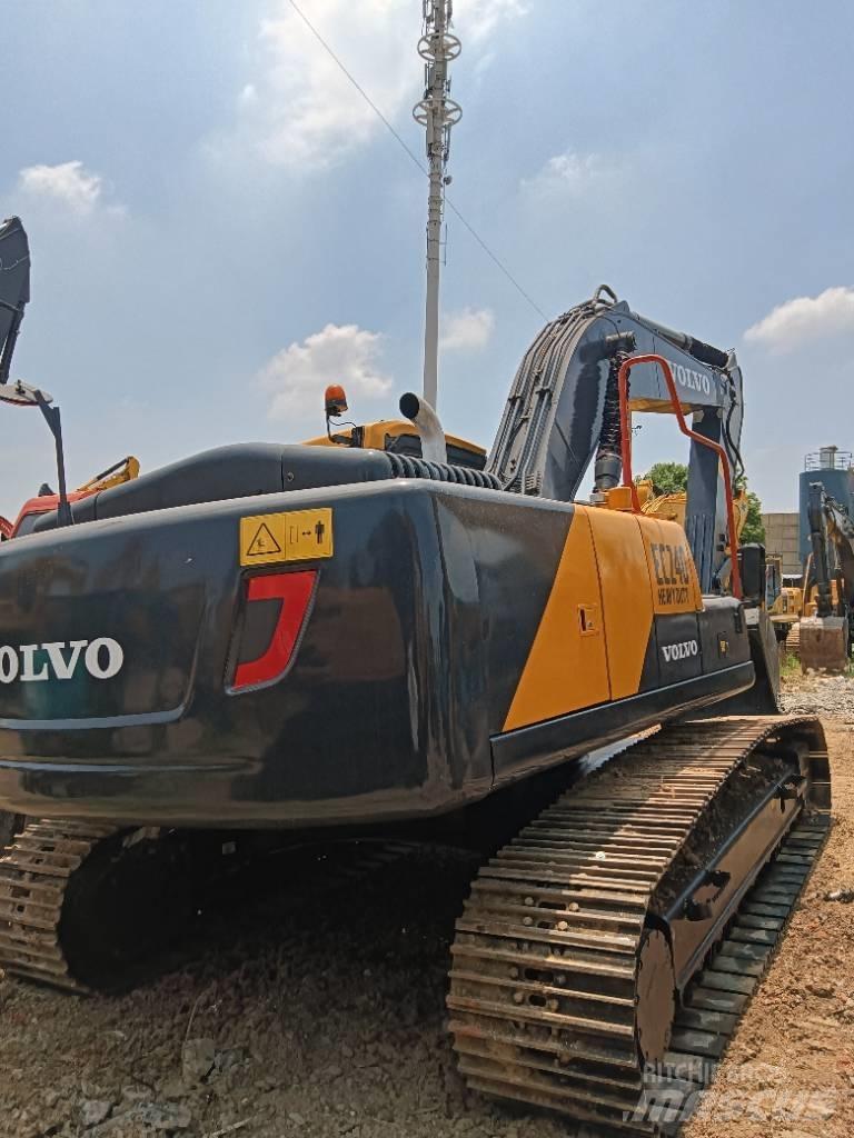 Volvo EC 240 Vikšriniai ekskavatoriai