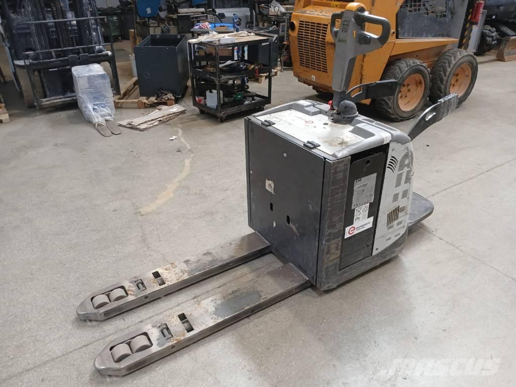 UniCarriers PLP 200 Žemų aukščių keltuvai su platforma