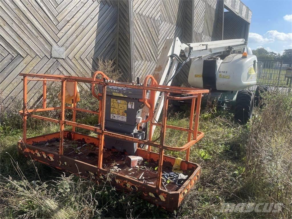 JLG 600AJ Alkūniniai keltuvai