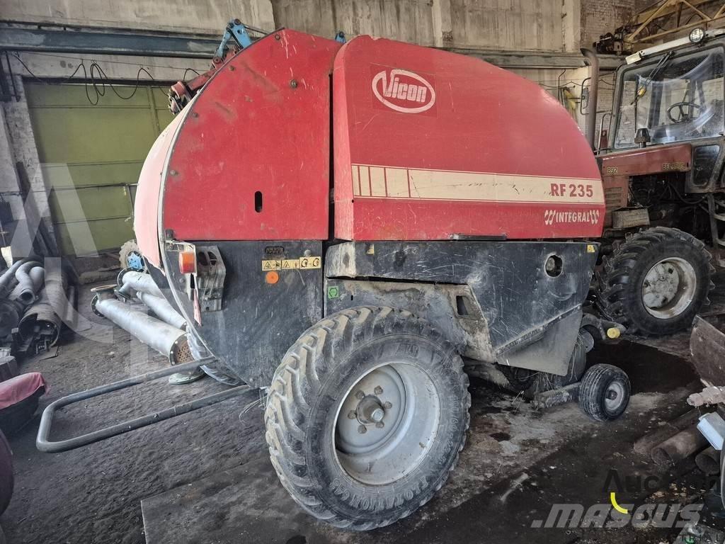 Vicon RF235 Kiti krovimo ir kasimo mechanizmai ir jų priedai