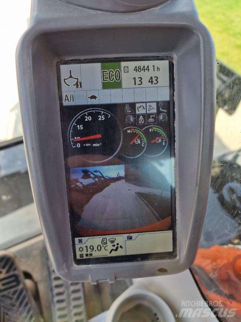 Hitachi ZX220W-6 Ratiniai ekskavatoriai