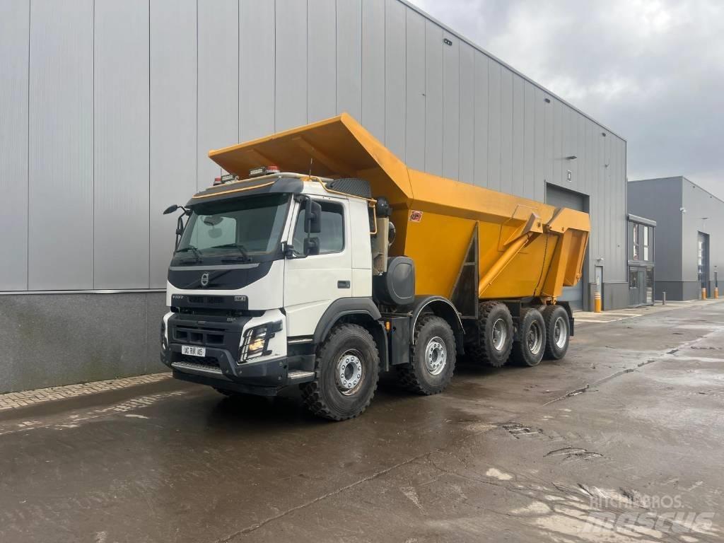 Volvo FMX Savivarčių priekabų vilkikai