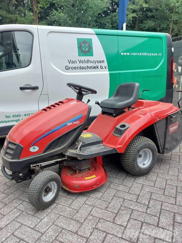 Toro zitmaaier DH140 Sodo traktoriukai-vejapjovės
