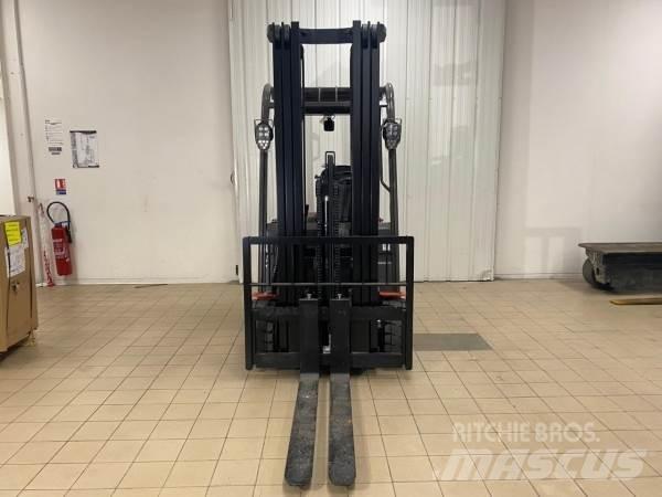 Manitou ME320 Visureigiai krautuvai