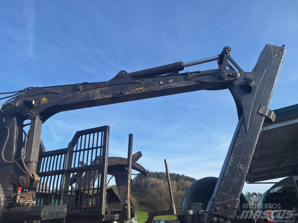 Ritter 220-8R Naudoti miškovežiai (Forvarderiai)