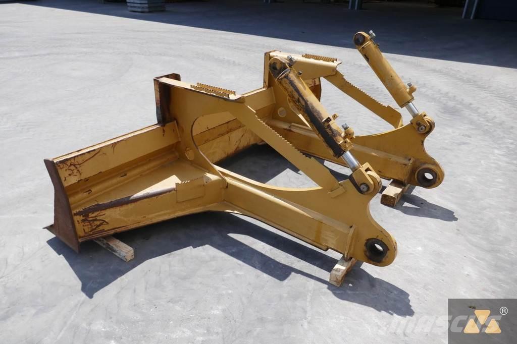 CAT Skidder blade Peiliai