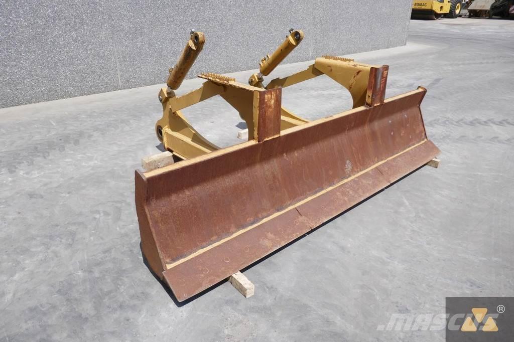 CAT Skidder blade Peiliai