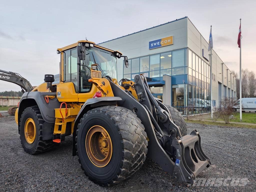 Volvo L 120 H Naudoti ratiniai krautuvai