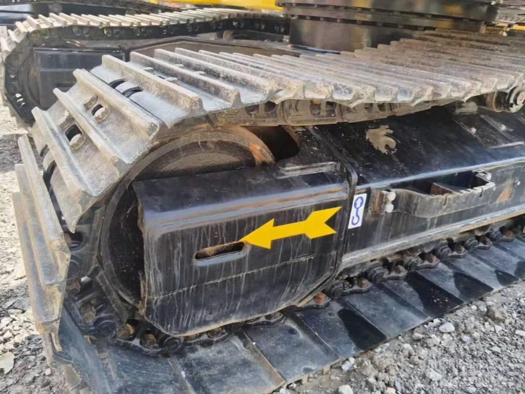 Hitachi Zaxis 200 LC Vikšriniai ekskavatoriai