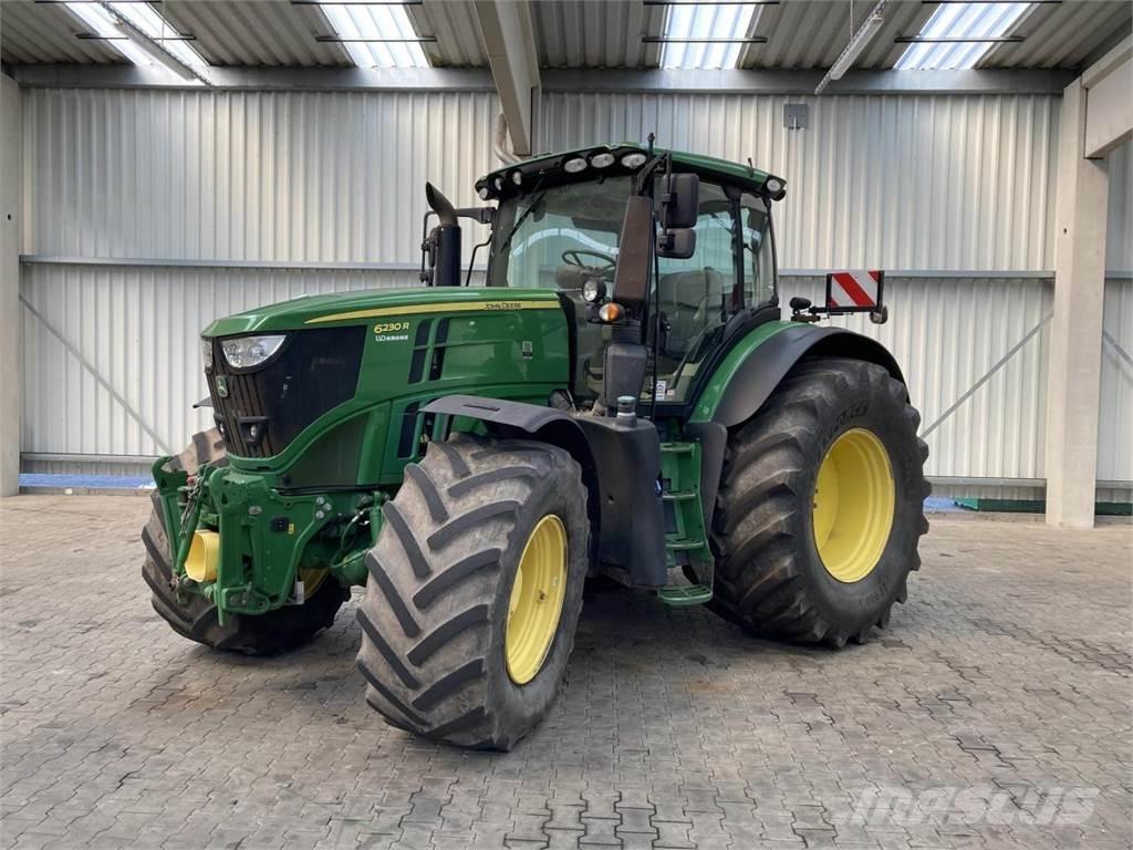 John Deere 6230R Traktoriai